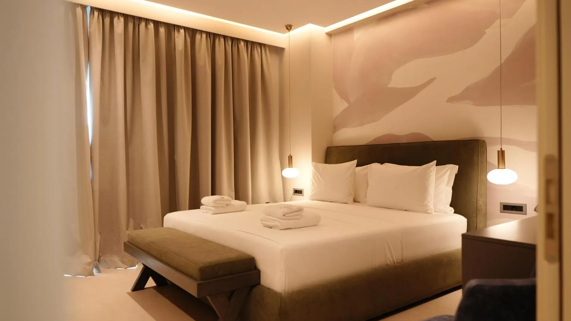 Hotel Natica Ksamil 4*,